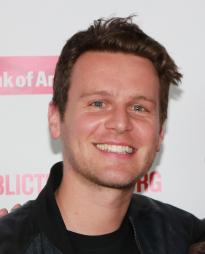 Jonathan Groff