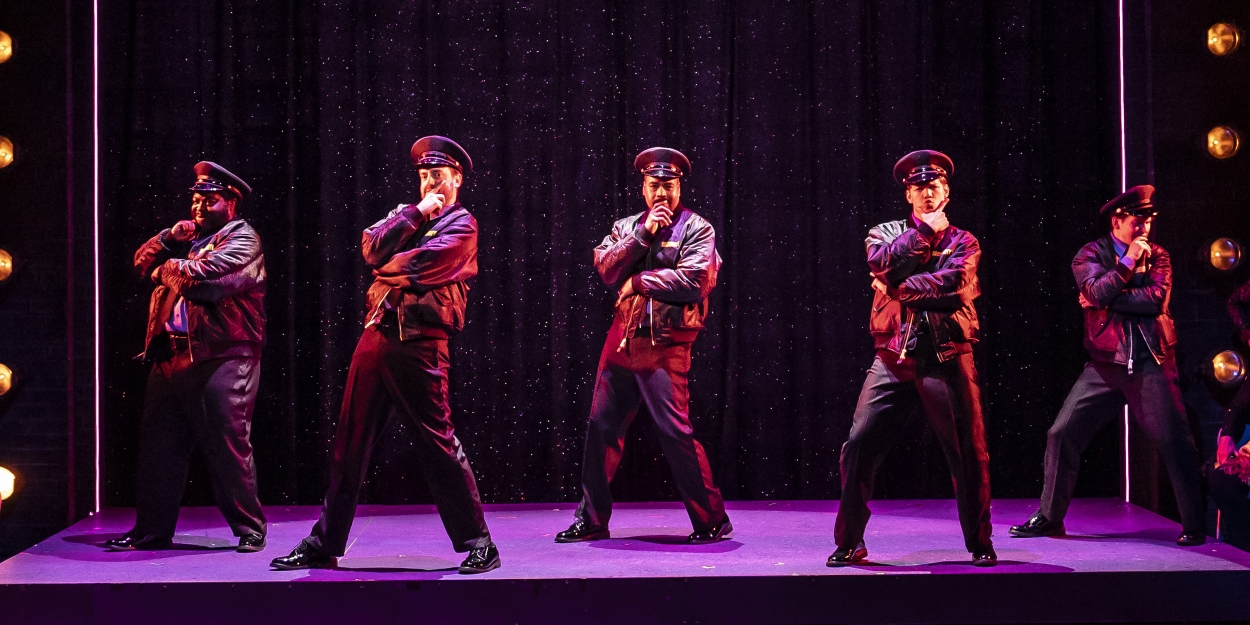 Photos: THE FULL MONTY at Paramount Theatre Photo